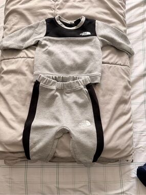 The North Face Grey and Black Kids One-Piece Footie Set